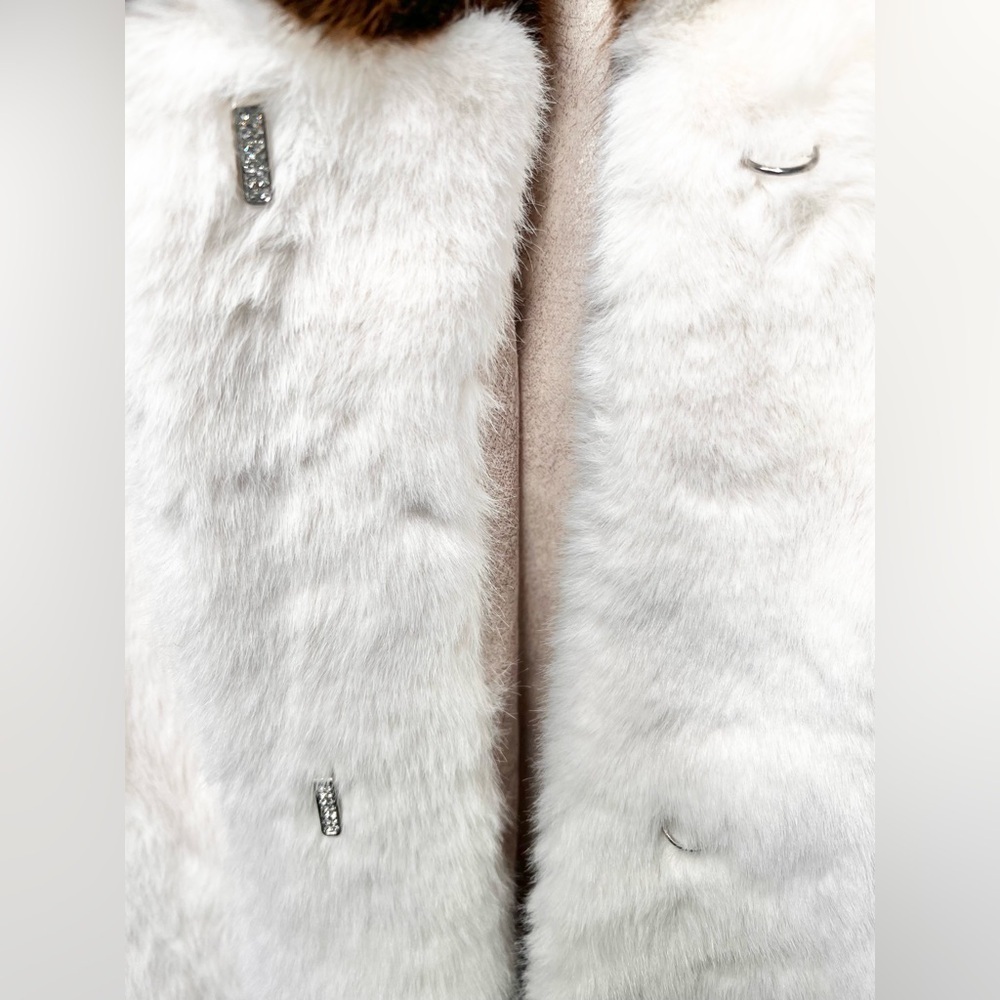 NEW Mink Fur Long Over Coat Warm Super Soft Women’s Coat Size Medium - Picture 7 of 8
